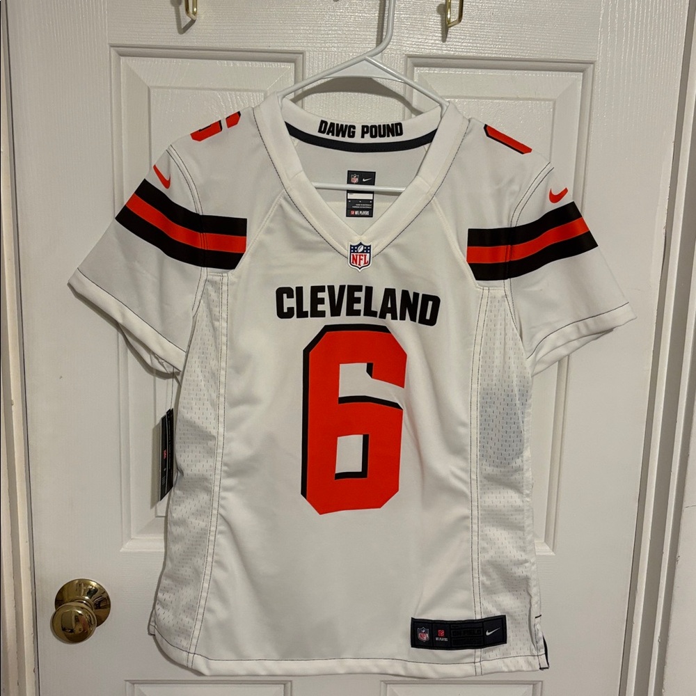 NFL On Field Browns Mayfield Jersey- NWT, never worn